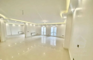 ۲۴۵ متر / ۴ خواب/ فرمانیه/ تکواحدی/به قیمت پارسال