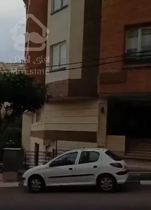 آپارتمان( ۱۲۰) متری شهرک لاله