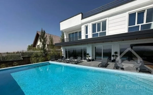 آپارتمان ۱۲۰ متری فول امکانات