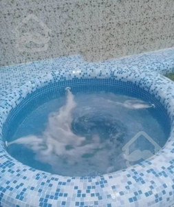 اجاره چهار خواب استخر و جکوزی دار  و تمیز