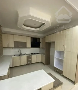 ۱۳۹ متر سه خواب کردستان یمینی شریف(غرب جهان آرا)