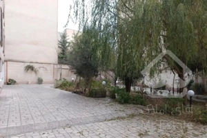 105مترحسین آباد ، شیان ، لویزان خیره کننده و بینقص