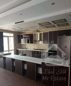 جردن ۱۸۰متر ۳خواب ویو ابدی خوش نقشه