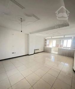 ۸۰ متر فول امکانات روبه افتاب (تراورتن)