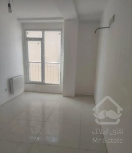 آپارتمان۳ خوابه در قدوسی شرقی8050