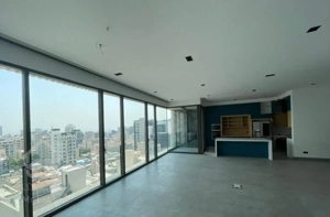 خیابان الف300متر4خواب یک سوئیت مجزا/3پارکینگ