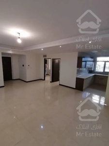 72متر 2خواب روبه آفتاب 5ساله شهر زیبا