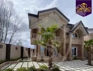 ویلاباغ استخردار750 متری نوساز کلاسیک