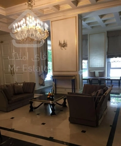 ۱۳۳متر نیاوران گلسنگ ۵ساله فول مشاعات۲پارکینگ(شخصی