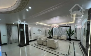 آپارتمان ۱۲۰ متری نوساز / ۲ پارکینگ