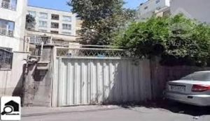 فروش کلنگی در بهترین موقعیت لوکیشنی با متراژ ۶۸۰متر فردوس غرب