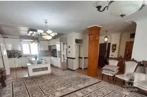 تهاتر ۲۰۰ متر / سه خوابه / راهنمایی / باقیمت عالی