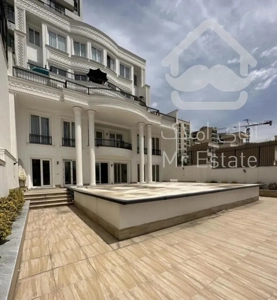 آپارتمان ویلایی /۲۶۰متر ولنجک/۹۰متر تراس