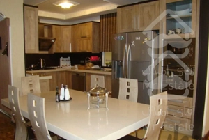 شهرک غرب ۱۹۰ متر ۳ خ خوارزم آپارتمان ویلا