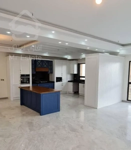 ۲۰۰ متر ناهید نوساز اکازیون آخر سال