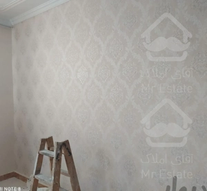 نصاب کاغذ دیواری