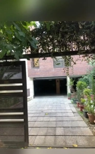 مزایده اپارتمان ۶۳ متری دروازه شمرون