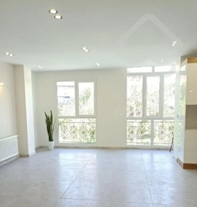 ۷۸ متر 2 خواب/ سالن پرده خور/ غرق نور/تراورتن/فول