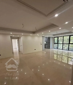 ۹۲ متر/ نوساز کلیدنخورده/ شرق مرزداران/رو‌به آفتاب