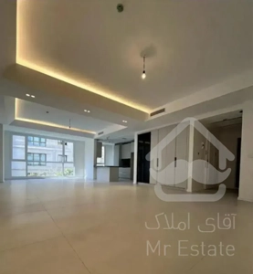آپارتمان ۱۱۰متردو خواب سالن پرده‌خور تاپ‌لوکیشن