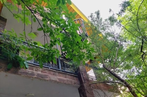 ۷۰۰ متر ویلا با موقعیت مناسب