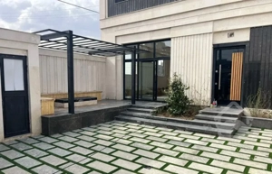 ۹۰ متری اقبال ۸