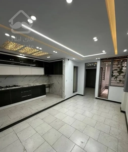 ۴۶مترسندتکبرگ+پارکینگ/حیاط اختصاصی/تراورتن
