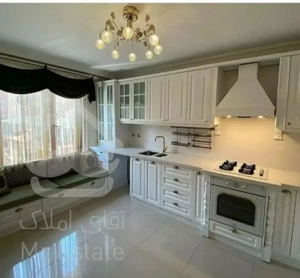 ۲۵۰ متر ۴خواب + ۲۵۰ متر حیاط اختصاصی در سجاد