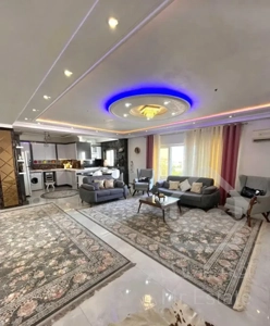 آپارتمان ۱۲۶ متری شیک