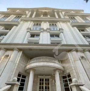 240 متر سه خواب مستر تاپ لوکیشن آقایی