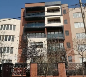 فروش آپارتمان 143متری،*تک واحدی *