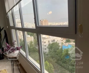 آپارتمان ۹۸ متری دو خوابه نیاوران