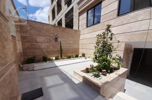 آپارتمان بهار ۱۸۰ متر تکواحد ۳ خواب ( شیک و تمیز )