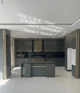 نوساز واقعی هاشمیه / ۱۷۵متر / آماده تحویل