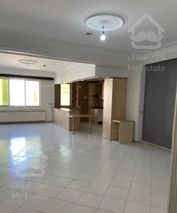 آپارتمان ۱۳۸متری سه خواب