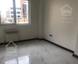 ۹۲ متر دوخواب / فول / ۱۰ساله / روبه آفتاب