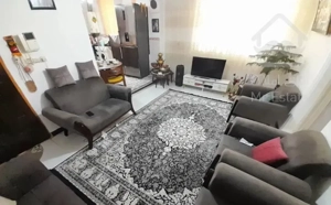 طبقه اول راه جداباپارکینگ درهمت قبل مسجد کومونی