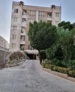 آپارتمان ۷۰ متری ۲خوابه،سال ساخت ۹۲