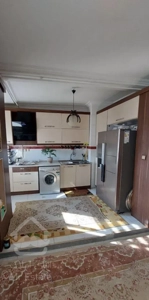 اجاره آپارتمان ۹۰ متری حیاط دار گلستان ۲۱