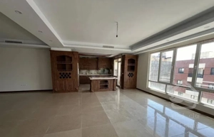 اجاره۱۳۵متر/۳خواب/پارکینگ انباری آسانسور/اسکان سبز