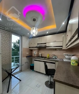 فروش آپارتمان ۸۵ متری چند قدمی طالقانی