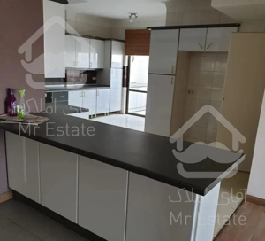 ۳۲۰ متر، ۵ خواب، ونک