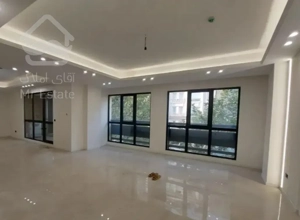 ۱۲۲ متر ۳ خواب ، تکواحدی ، نوساز ، ۲پارکینگ ، کیا