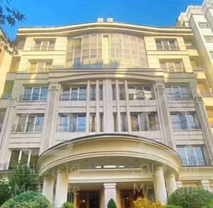 345متر آپارتمان/تاپ لوکیشن/ویو ابدی بدون مشرف