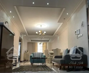 ۸۵متر/۲خواب/فول امکانات/ رو به آفتاب