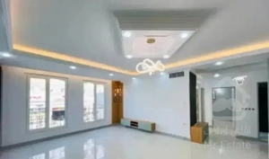 ۷۸متر / فول بازسازی / خطی روبه نما