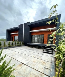 ویلامدرن خوش نشین۲۰۰زمین/۱۰۰بنا/۲خوابه/باسند