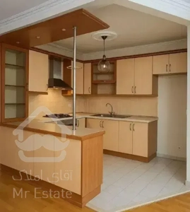 ۹۰ مترکف پارکت با پارکینگ مترو طرشت شمالی/استثنایی