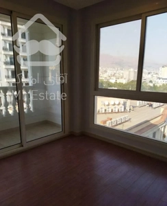 ۲۰۰متر  سه خواب در  عمارت فرشته