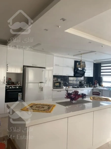 ١٧۵ متری نیاوران طبقه اول و چهارم